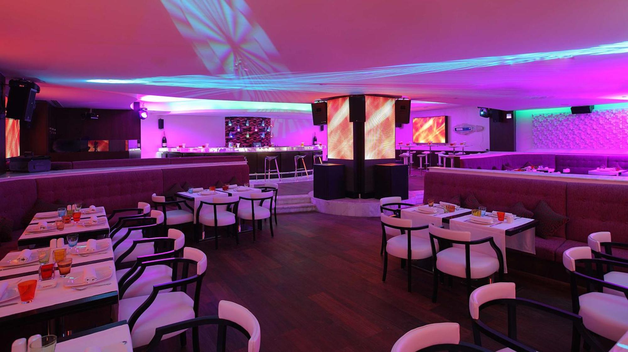 فندق هيلتون الإسكندرية كورنيش المظهر الخارجي الصورة The interior of the nightclub