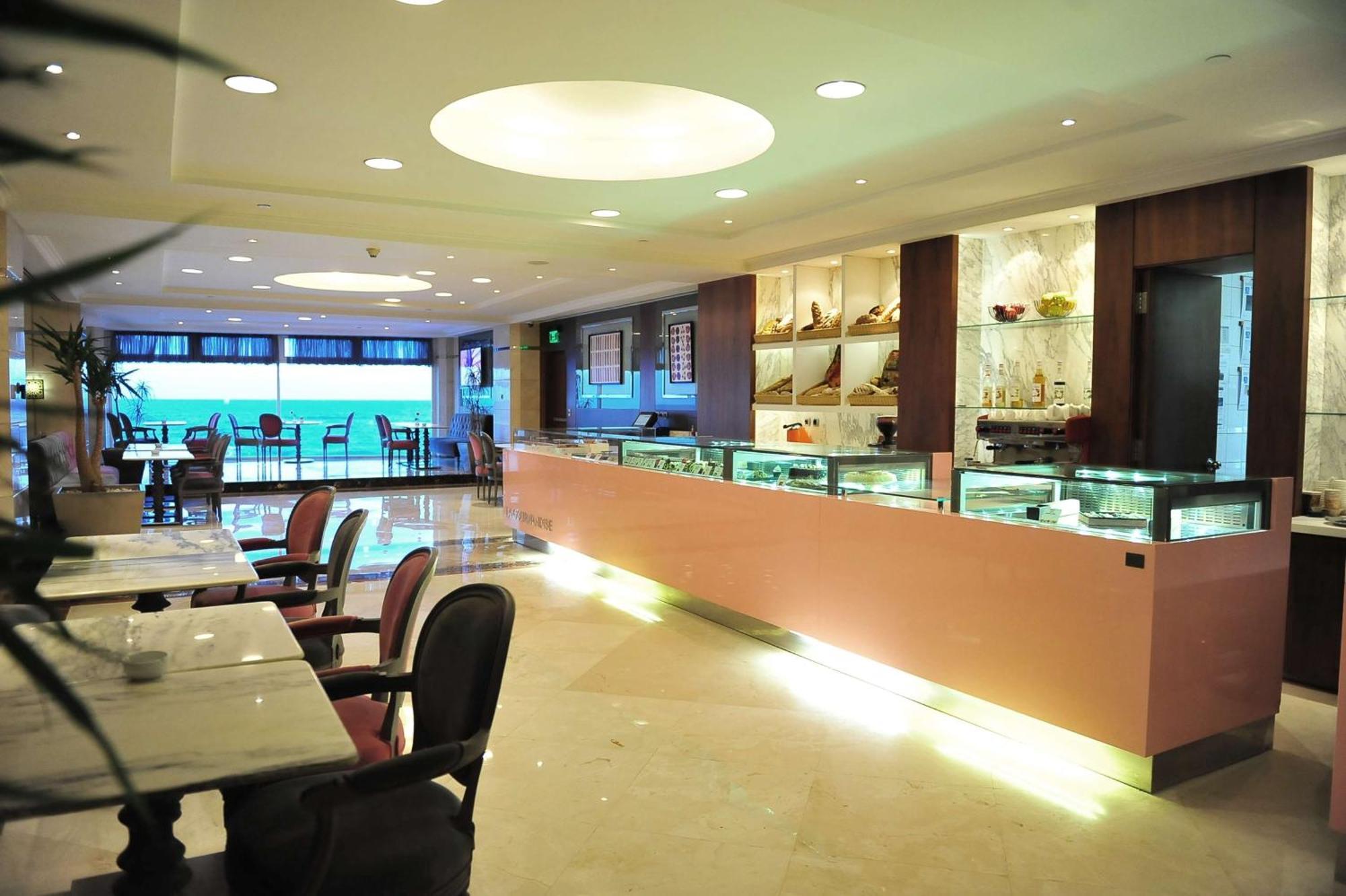 فندق هيلتون الإسكندرية كورنيش المظهر الخارجي الصورة The lobby of the hotel
