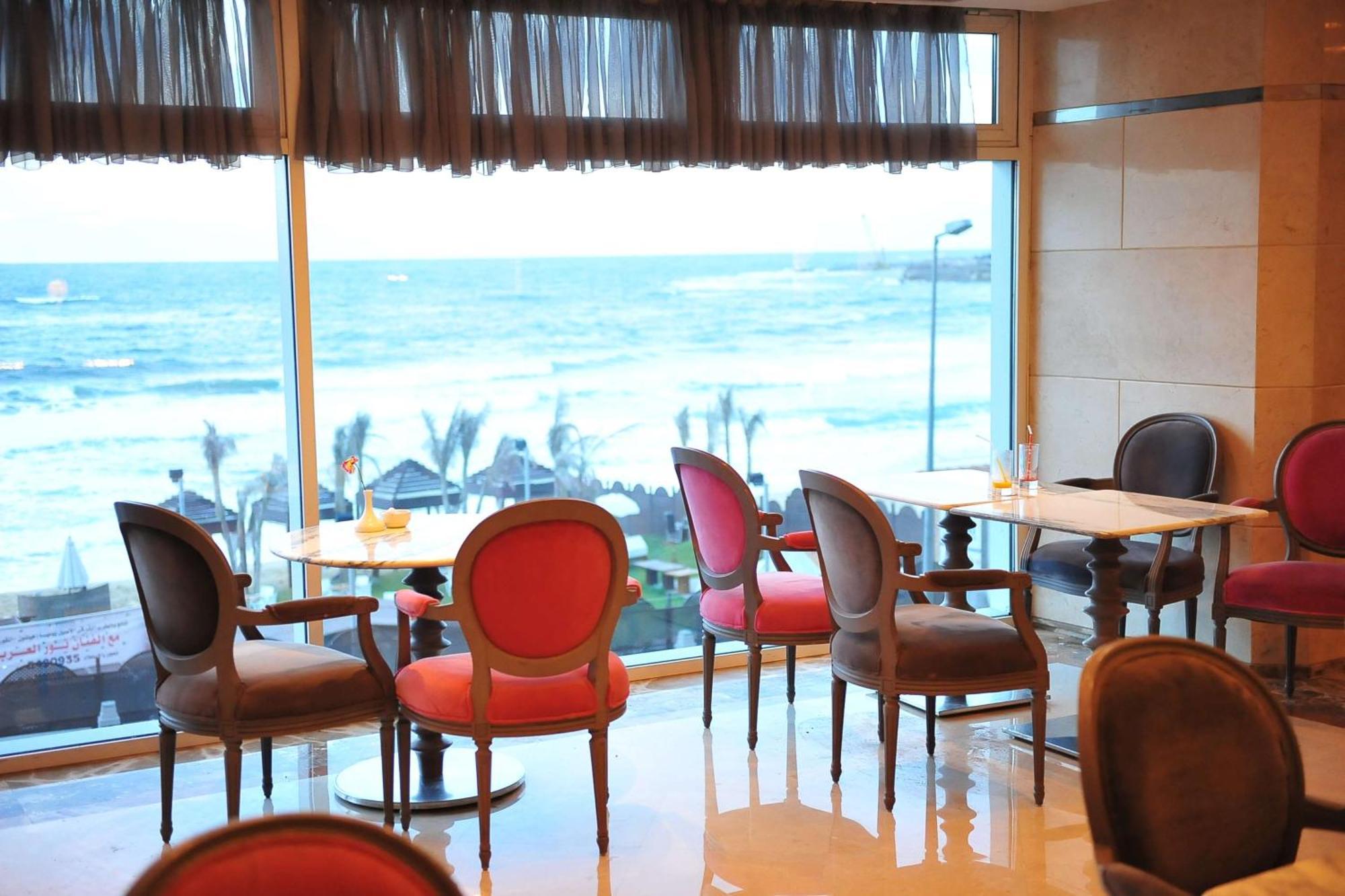 فندق هيلتون الإسكندرية كورنيش المظهر الخارجي الصورة The lounge at the airport